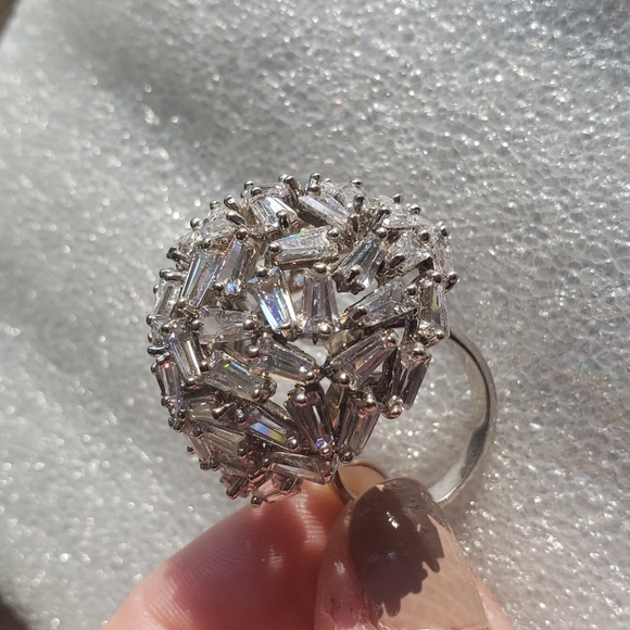 Size 7 Multi-stone Cocktail Ring - Picture 2 of 4